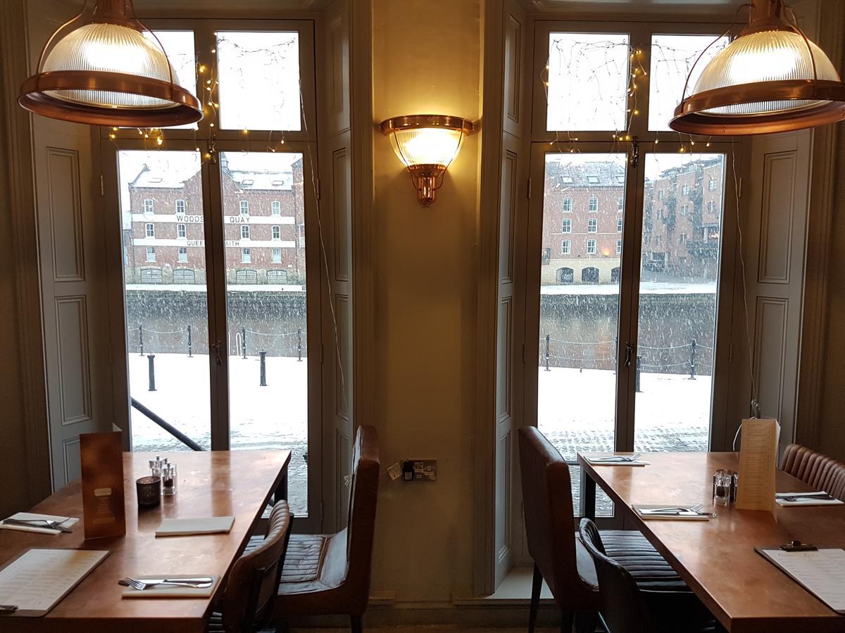 فندق Lil'S Bar And Bistro يورك المظهر الخارجي الصورة